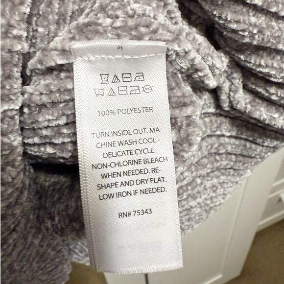 Cynthia Rowley Gray Chenille Turtleneck Sweater Women’s Medium Soft Cozy Knit - Picture 6 of 9